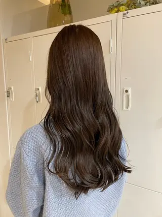 セミロング 透明感ベージュカラー yumekaのヘアスタイル