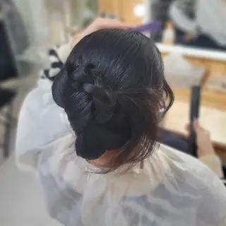 ロング ヘアアレンジ 渥美 寿美翔のヘアスタイル