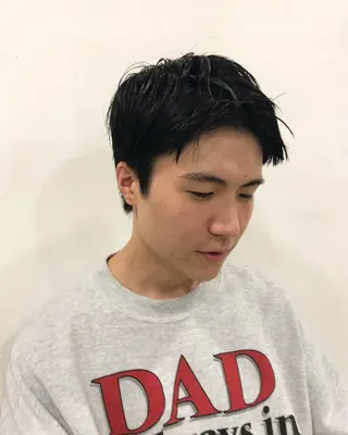 ショート メンズ 吉田一輝 外国人パーマのヘアスタイル