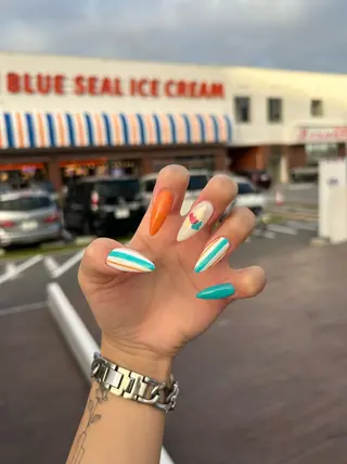 ネイル FlyingSeep 🐑kaho💟🌈のネイルデザイン