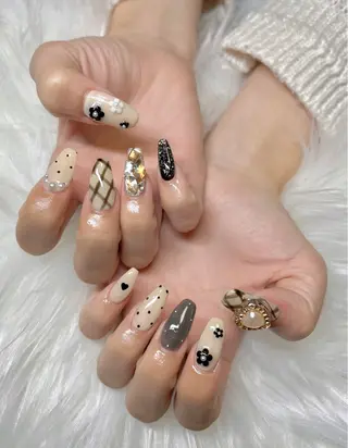 ネイル CHARME 🤎〔RINA〕のネイルデザイン