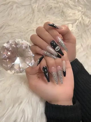 ネイル nailsalon azu所属・nailsalon azu Hinaのネイルデザイン