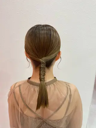 セミロング 山口 舞弥のヘアスタイル