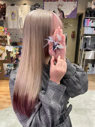 ロング 🍭ハイトーン/ デザインカラー🦄のヘアスタイル