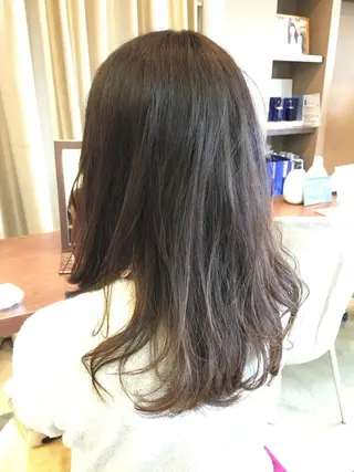 セミロング カラー mu ku.のヘアスタイル
