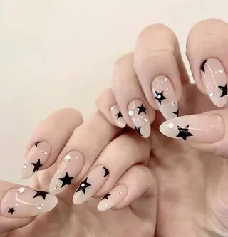 ネイル Queens マオのネイルデザイン