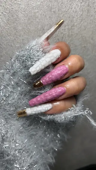 ネイル 関山 志乃のネイルデザイン