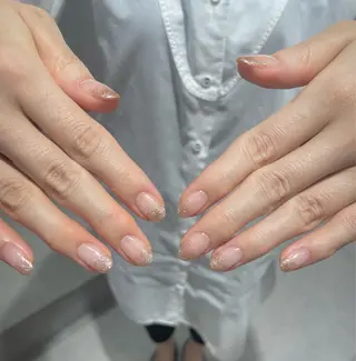 ネイル NOA⌇ para gelのネイルデザイン