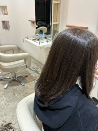 ロング 佐藤 優里のヘアスタイル