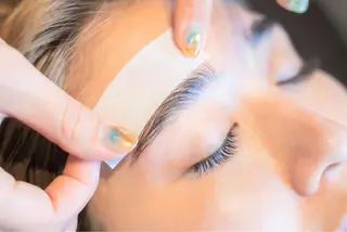 アイブロウ AER 森田のマツエク・マツパデザイン