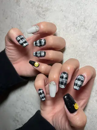 ネイル Amber21.所属・Nagahama Akariのネイルデザイン