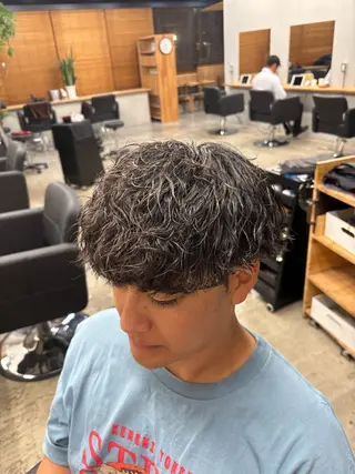 パーマ メンズ mono / Manatoのヘアスタイル