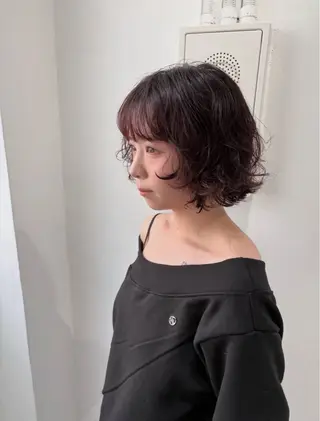 ショート Muミュー/ブリーチ ハイトーン　Wカラーのヘアスタイル