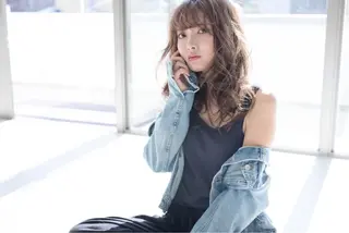 セミロング カラー 小野 和摩のヘアスタイル
