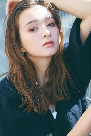 セミロング カラー パーマ 小川 舜人のヘアスタイル