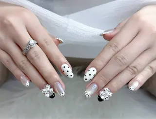 ネイル Home Spa Osaka所属・RIN HANのネイルデザイン