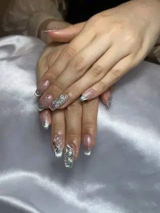 ネイル Lyna 池袋のネイルデザイン