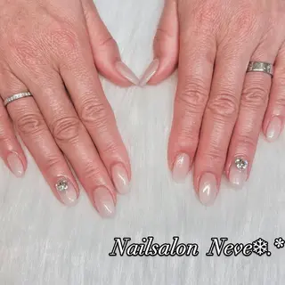 ネイル Nailsalon Neve❄︎.*のネイルデザイン