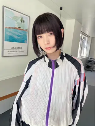 ショート カラー 顔まわりカット/透け カラー/Memi🎀のヘアスタイル