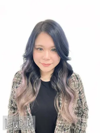 ロング LuciA エクステカラーのヘアスタイル