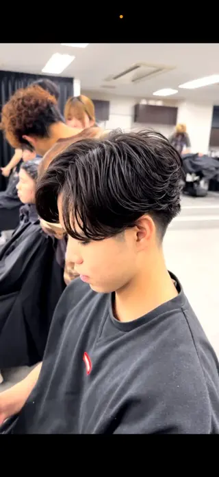 ショート パーマ 🔥フェザーパーマ 特化🔥勇斗のヘアスタイル