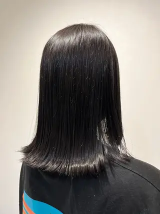 ミディアム カラー 🪽ラベンダーカラー 暗髪透明感🪽レイナのヘアスタイル