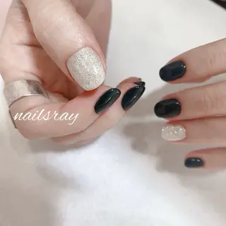 ネイル ネイルズレイ 大角のネイルデザイン