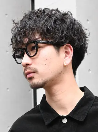 パーマ メンズ 原宿波巻きスパイラル パーマTOSHIのヘアスタイル