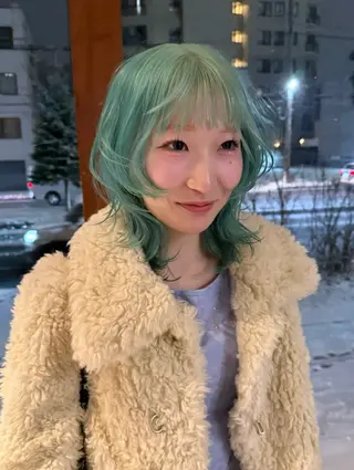 ミディアム カラー Mëw &のヘアスタイル