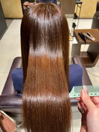 ロング ルナ｜縮毛矯正 ×デザインカラー🥝のヘアスタイル