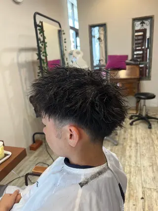 ショート パーマ メンズ アヴァンセ HAIRのヘアスタイル