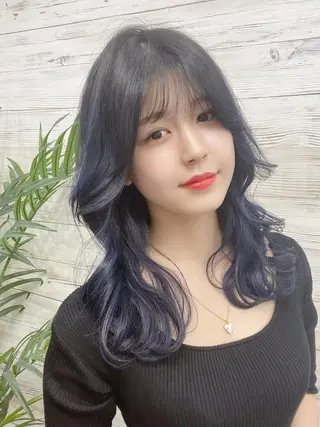 ミディアム カラー ヘアアレンジ LAVENDIA 初音のヘアスタイル