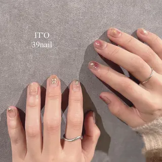 ネイル MIKU🌿 ネイル&まつげパーマのマツエク・マツパデザイン