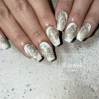 ネイル S. JEWELのネイルデザイン
