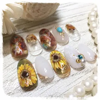 ネイル Lily*nail 🌻Mii🌻のネイルデザイン