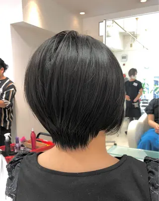 ショート 🍀似合わせカット /艶々カラー🫧八木のヘアスタイル
