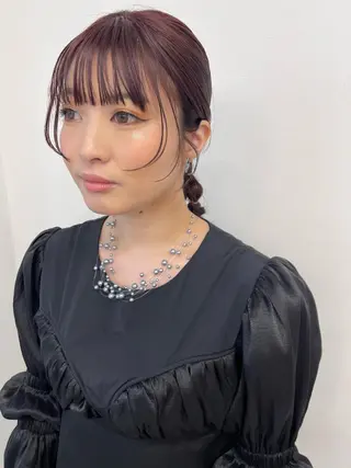 ミディアム カラー ヘアアレンジ 💓パーマ，💗 レイヤーカットのヘアスタイル