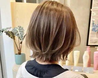 ショート カラー 透明感カラー 板橋　島村美咲のヘアスタイル