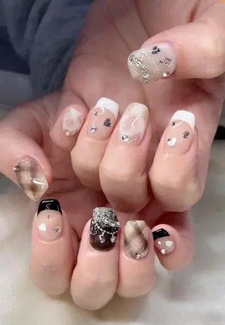 ネイル マツエク・マツパ アイブロウ Nail&eye Belire 新宿のネイルデザイン