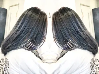 セミロング 𝐍𝐄𝐎 𝐉𝐔𝐑𝐈のネイルデザイン