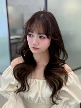 ロング votan lilleyのヘアスタイル