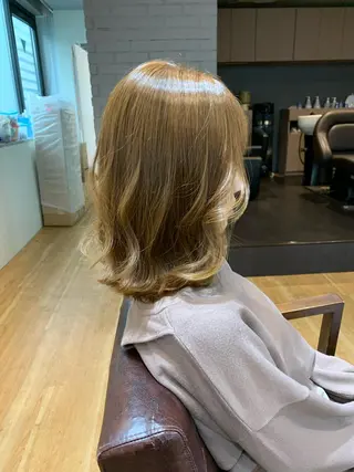 ミディアム カラー 堀田 英樹のヘアスタイル