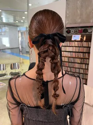 ロング ヘアアレンジ 🪿透明感/艶カラー ﾜﾀﾅﾍﾞｱｵｲのヘアスタイル