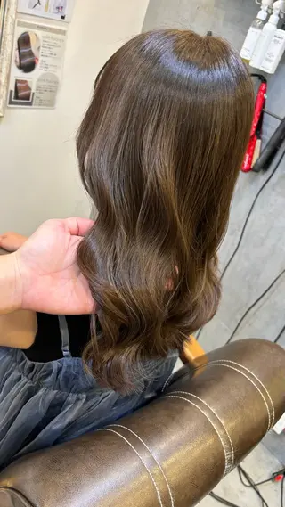 セミロング 北堀江【HUE】 アオキ コータのヘアスタイル