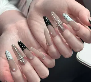 ネイル Miya🎀 nailのネイルデザイン