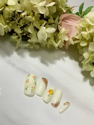 ネイル AZU nailのネイルデザイン