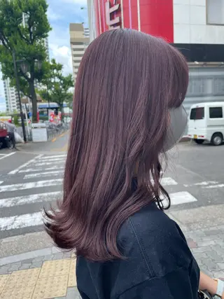 セミロング カラー ヘアアレンジ イワタ マハ/ minim hairのヘアスタイル