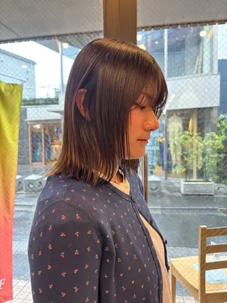 ショート カラー レイヤーボブ🎵 ブリーチ/りりのヘアスタイル