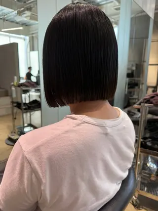 ミディアム 須藤 優真 切りっぱなしボブのヘアスタイル