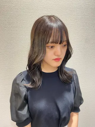 ミディアム カラー 似合わせレイヤー/ Wカラー🧸こころのヘアスタイル